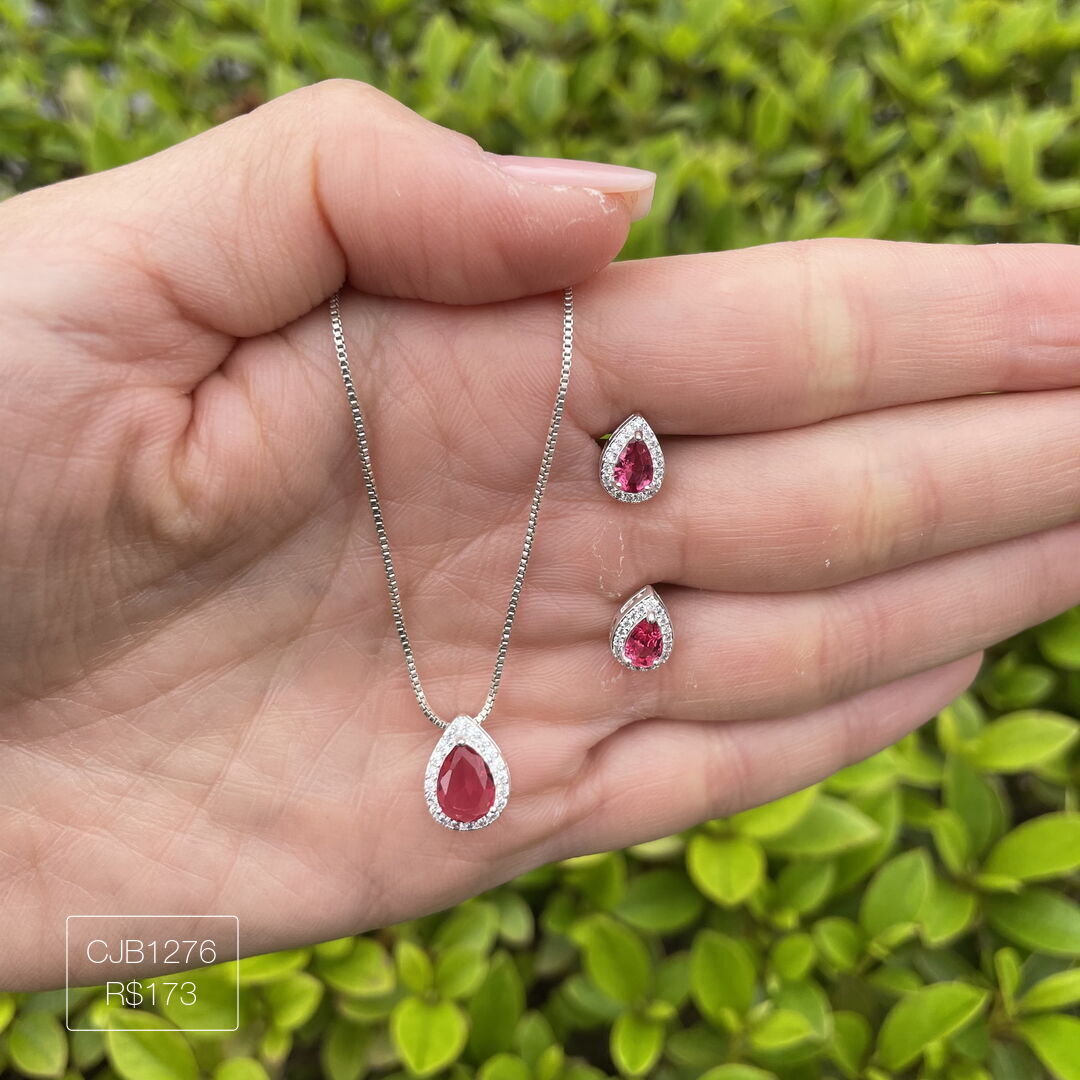 Conjunto De Gota Vermelha Cravejada Cristal Prateado